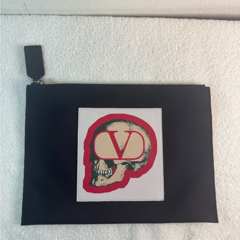 Valentino Garavani X Undercover Skull Pouch Unisex (Unisex)